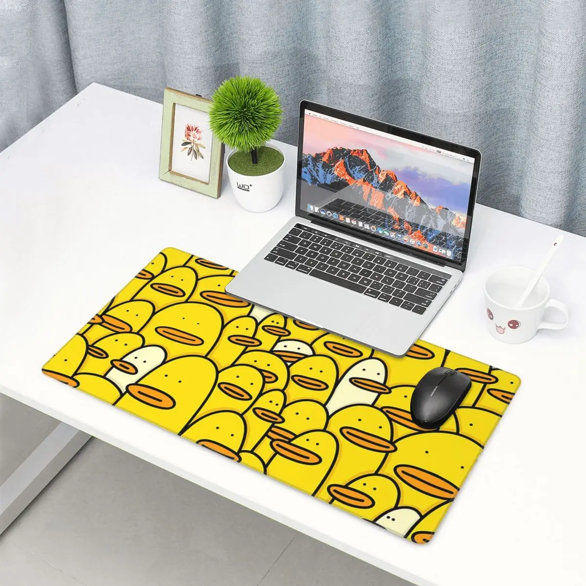 Large Mouse Pad Cartoon Yellow - Yellow Laptop Accessories recensie en prijs